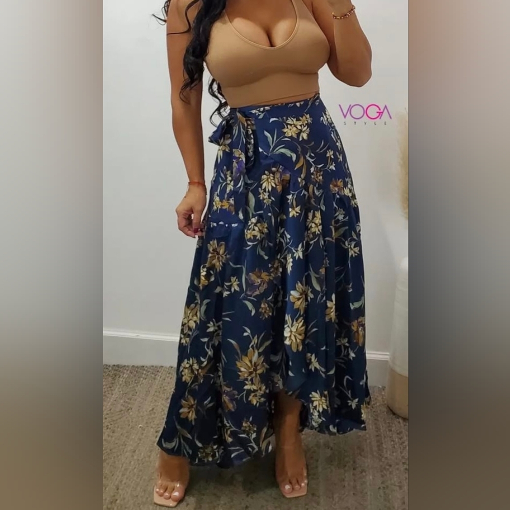 Green and Blue A-Line Maxi Skirt with Tie Front